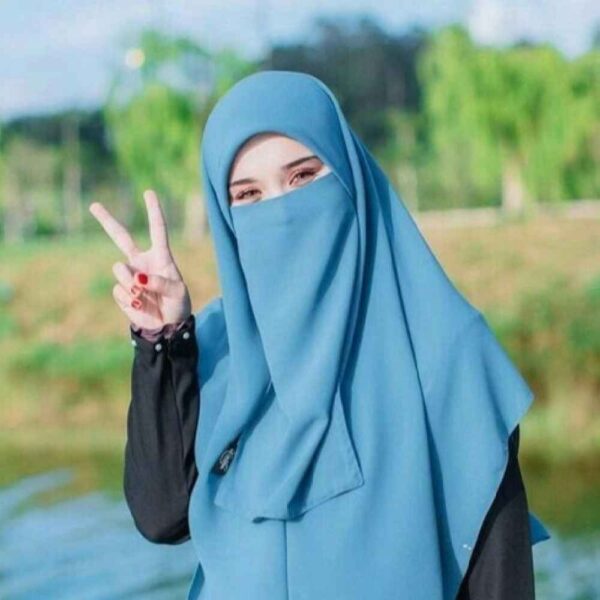 浅蓝色穆斯林方巾 & 半面纱套装