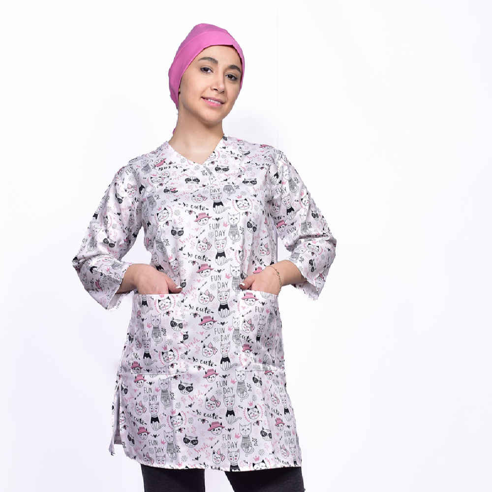 Main image of 女式兽医工作服上衣 – 耐用时尚