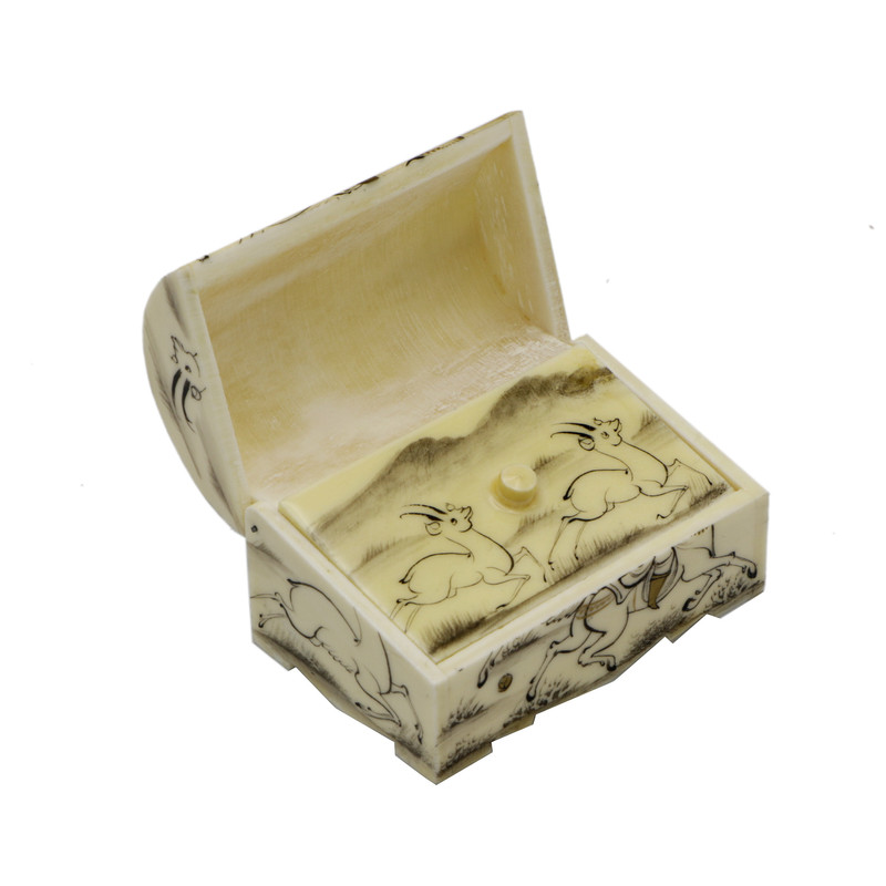 手工骨质首饰盒，波斯木槌球图案