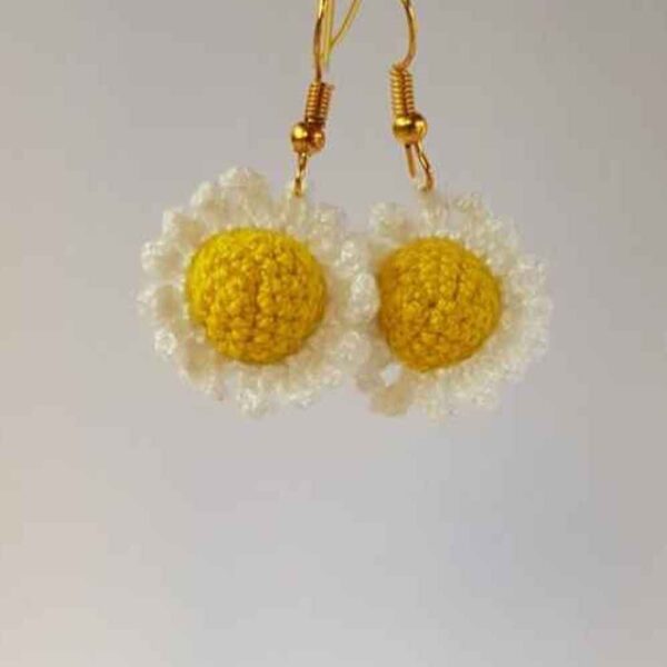 女士手工编织垂坠耳环 – 花朵款