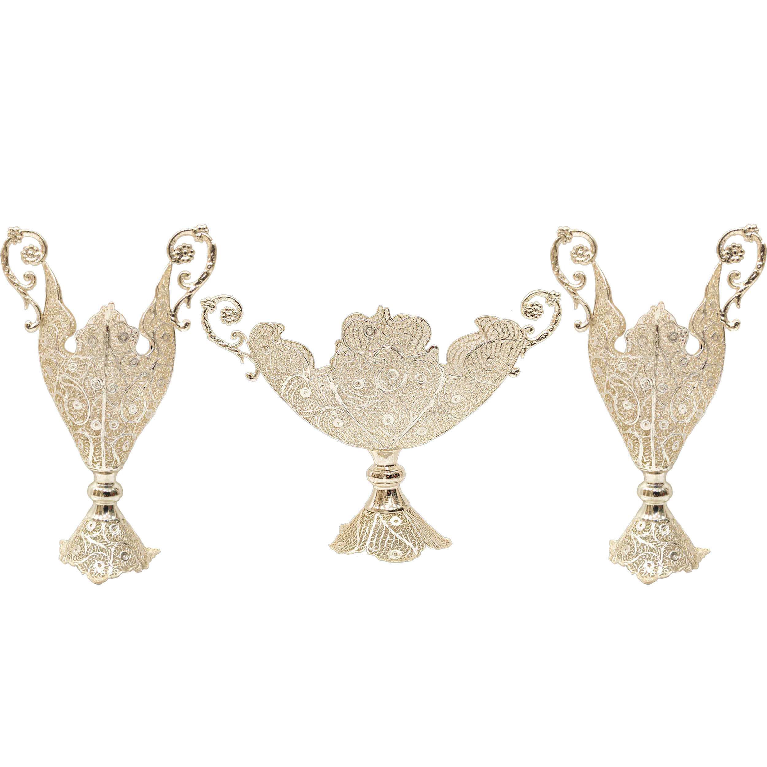 Main image of 装饰波斯镂空银色涂层花瓶与碗