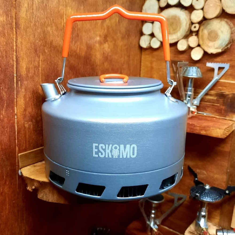 轻便户外露营水壶 Skimo 型号 – 理想的篝火用具