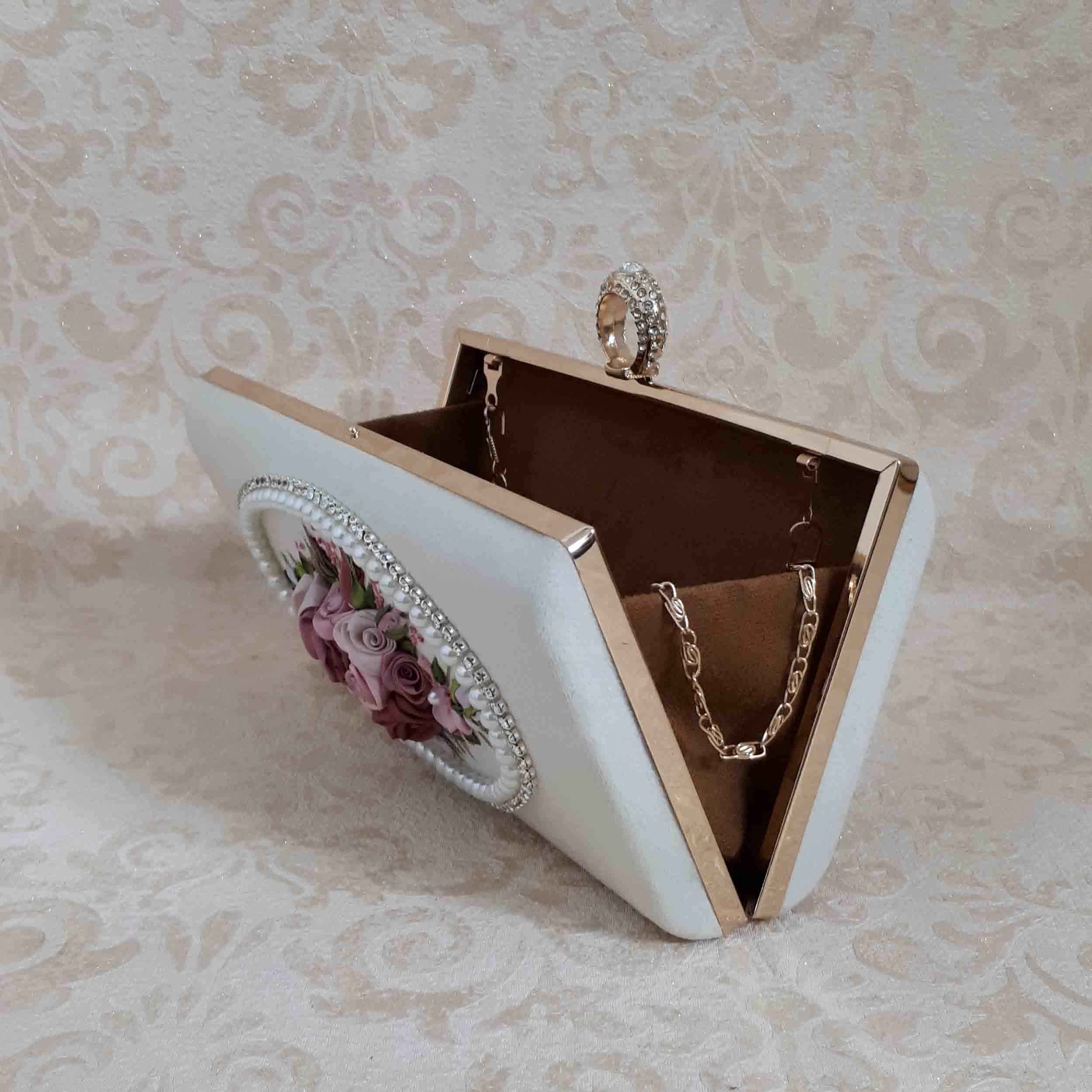 缎带刺绣手拿包,花卉细节,适合晚宴派对