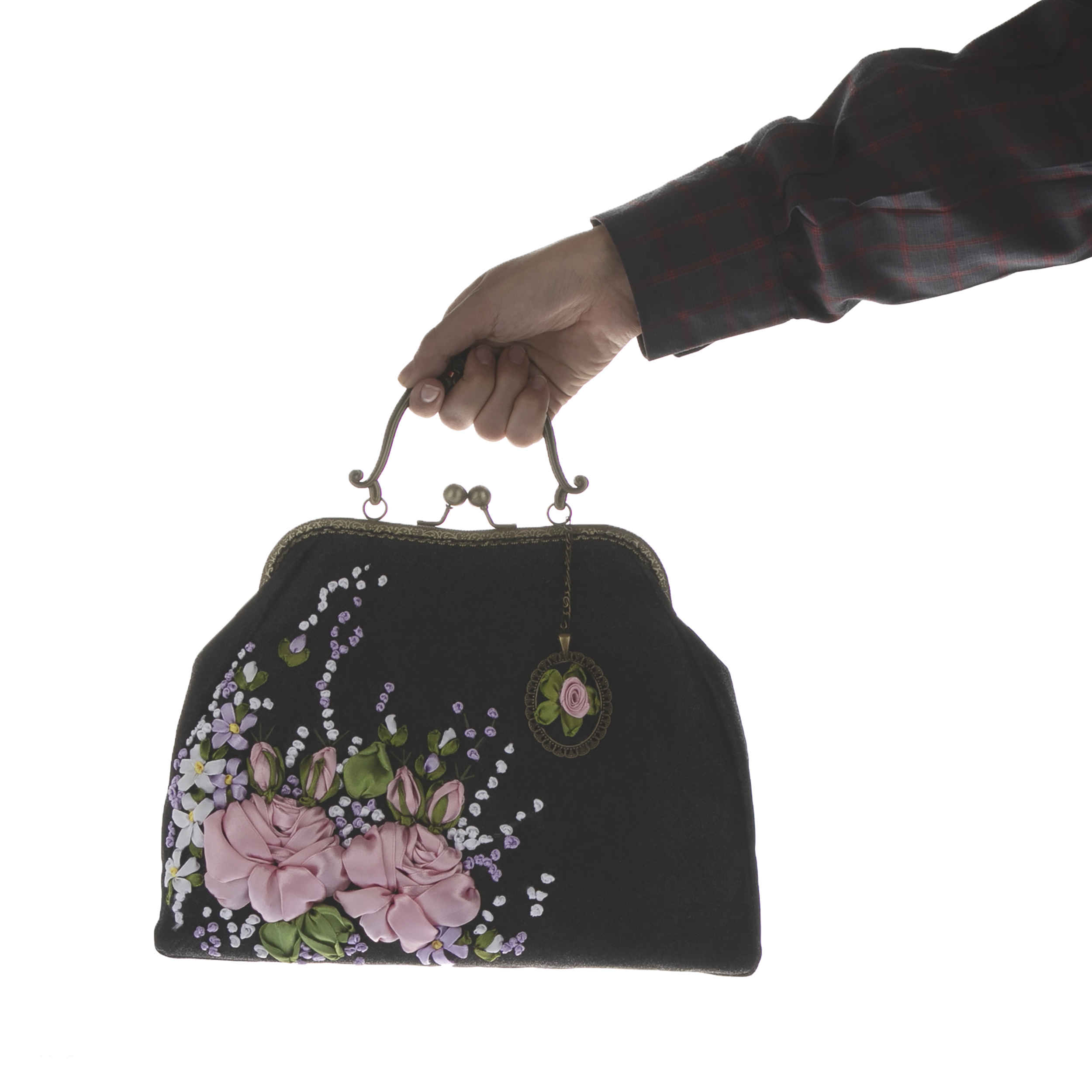 缎带刺绣手拿包 – 天鹅绒材质，Reyhan 设计