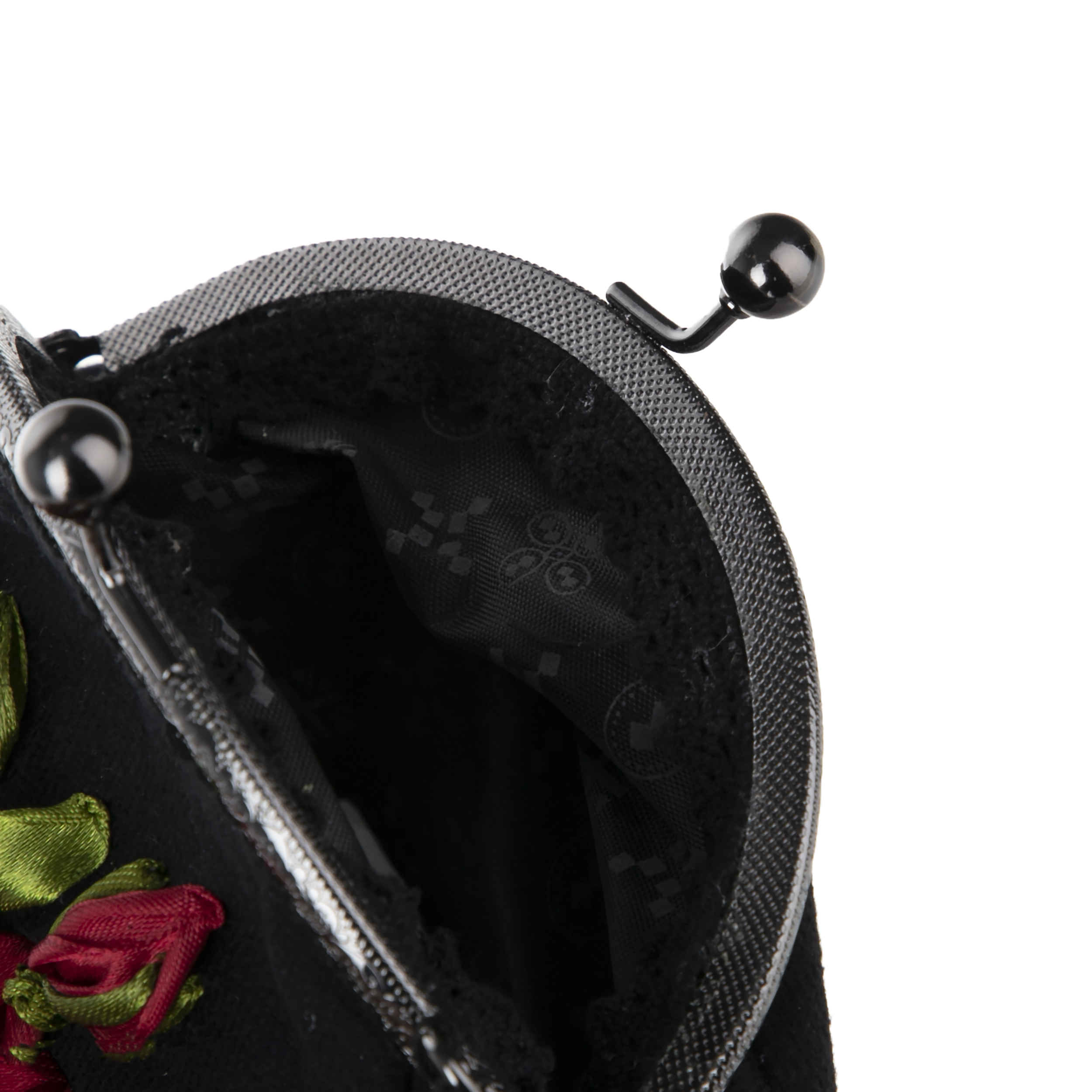 缎带刺绣手拿包 – 天鹅绒材质，Tahoora 设计