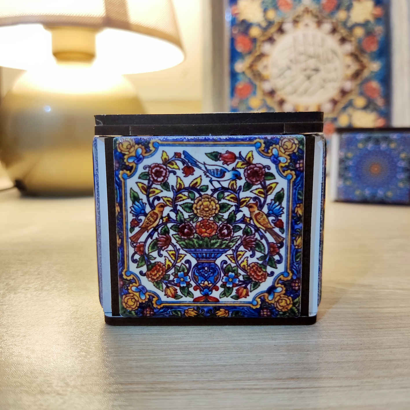 波斯木质立方茶蜡烛台 – Hami 瓷砖款