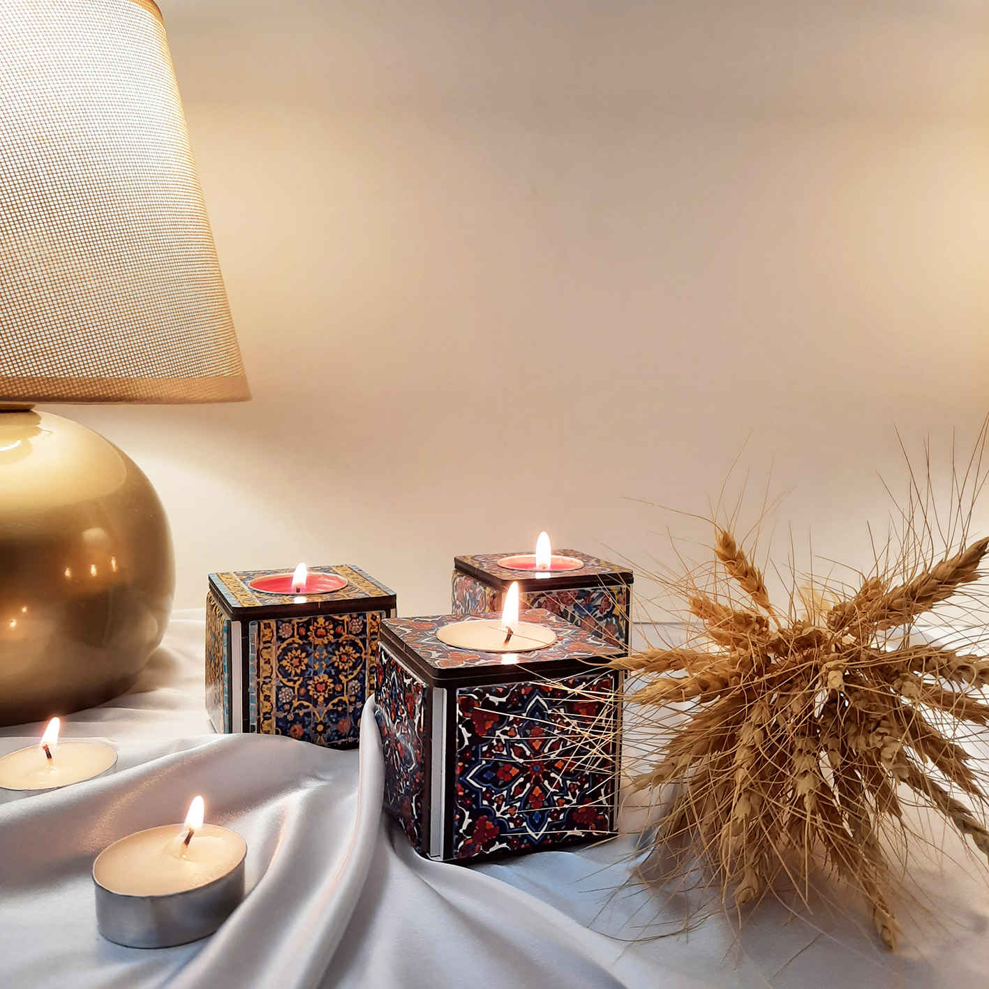波斯木质立方茶蜡烛台 – Yasna 瓷砖款