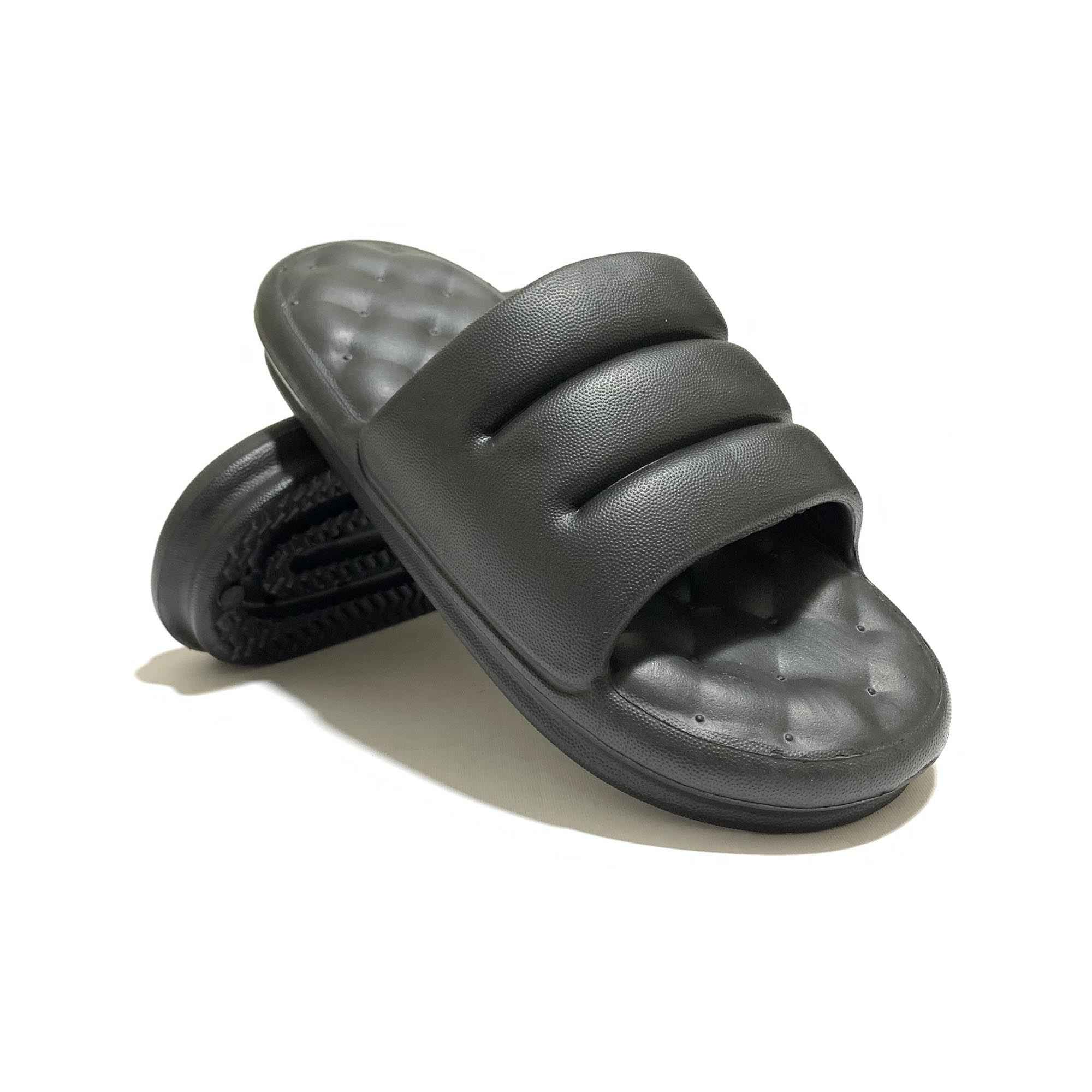 男女通用云端拖鞋 – 厚底缓震,舒适贴合