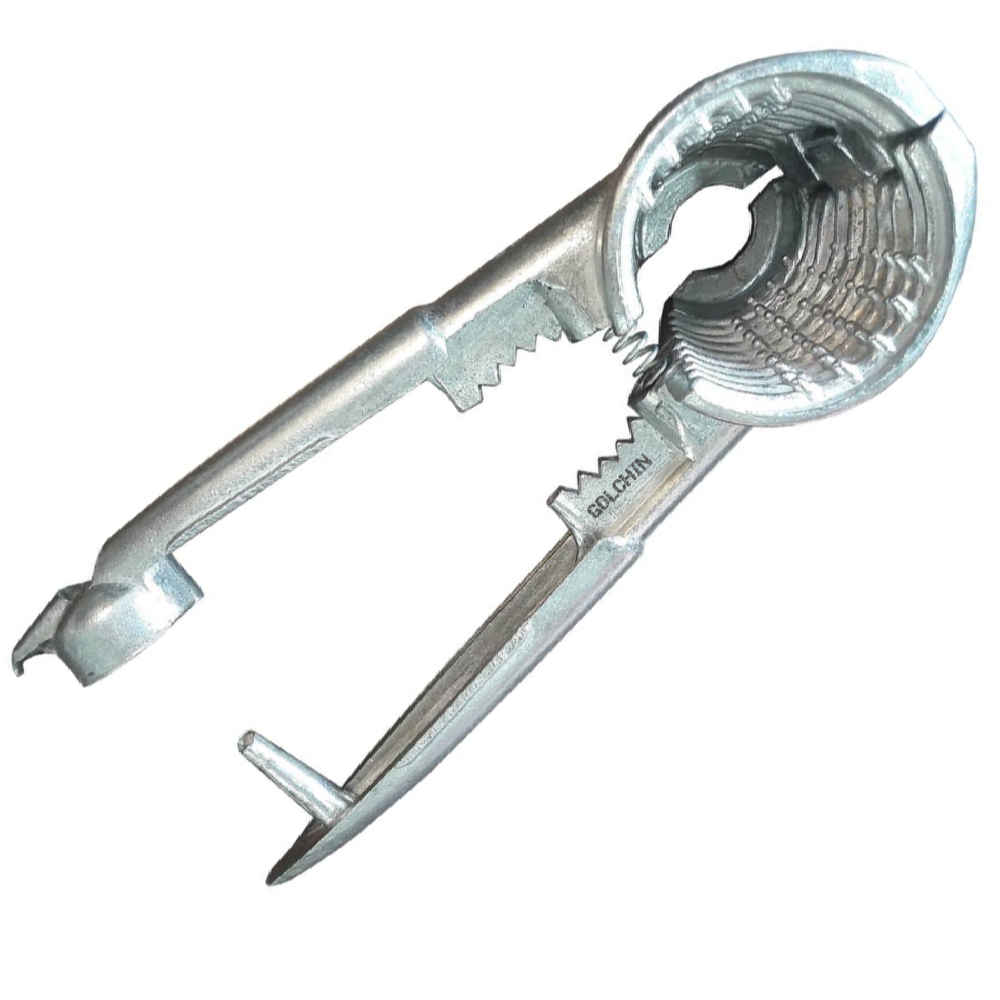 Main image of 多功能手持核桃夹——钢制，适合榛子等坚果