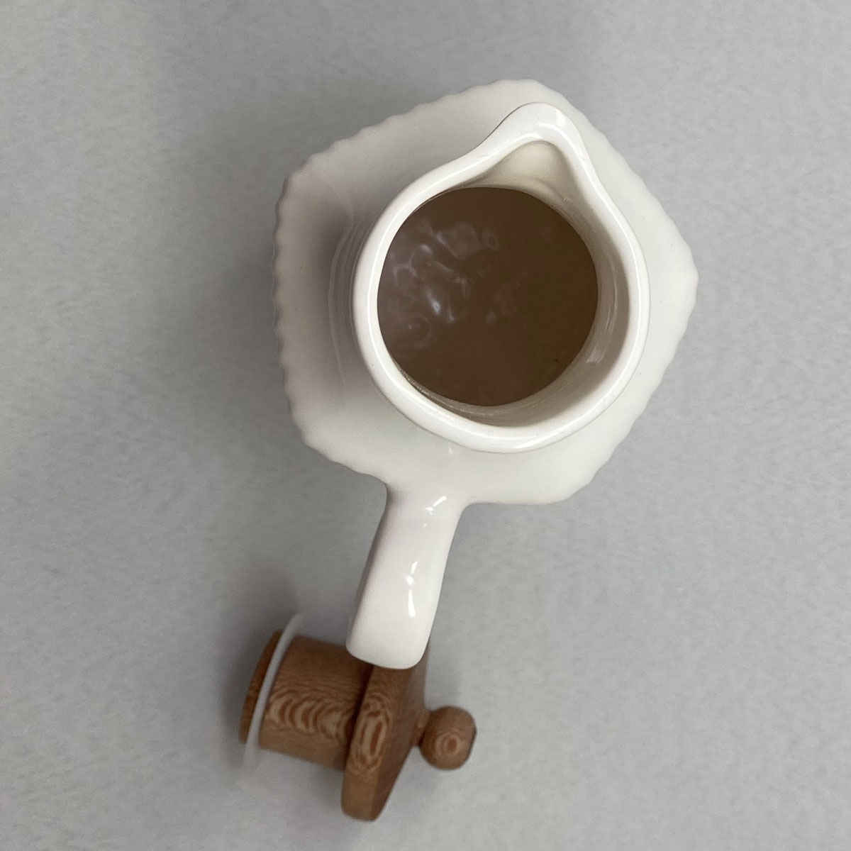 白色陶瓷油壶 家用餐厅适用款