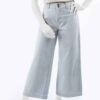 Thumbnail 3: 女士宽松牛仔裤，阔腿设计