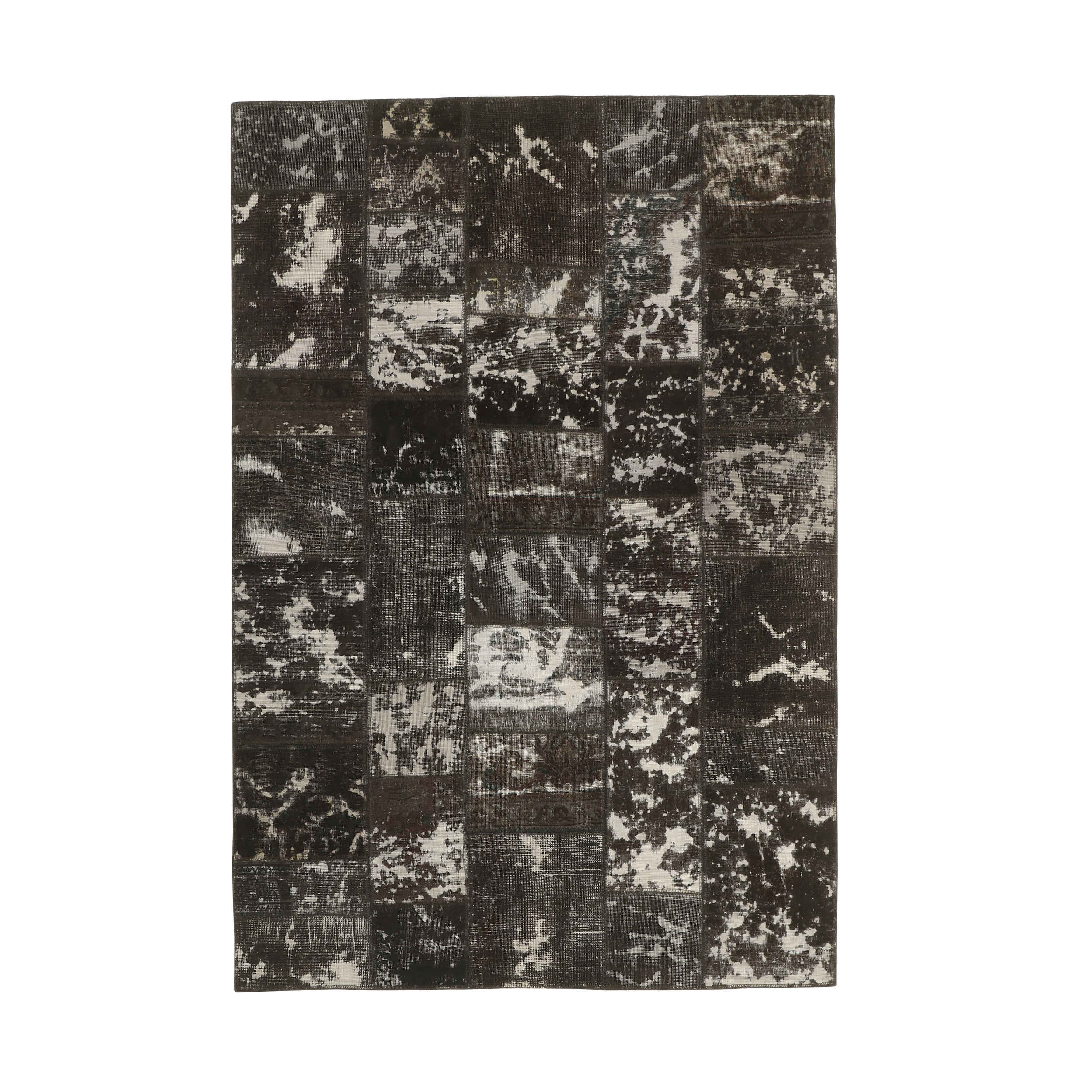 Main image of 复古波斯手工打结拼布地毯 阴影色