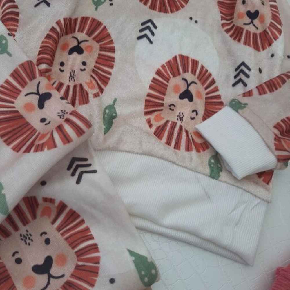 儿童卫衣长裤套装 – 狮子款