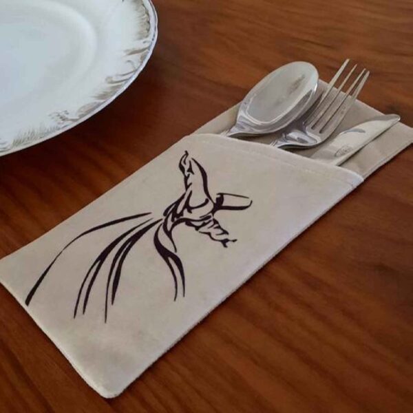 天鹅绒餐具袋 – 餐桌装饰完美之选