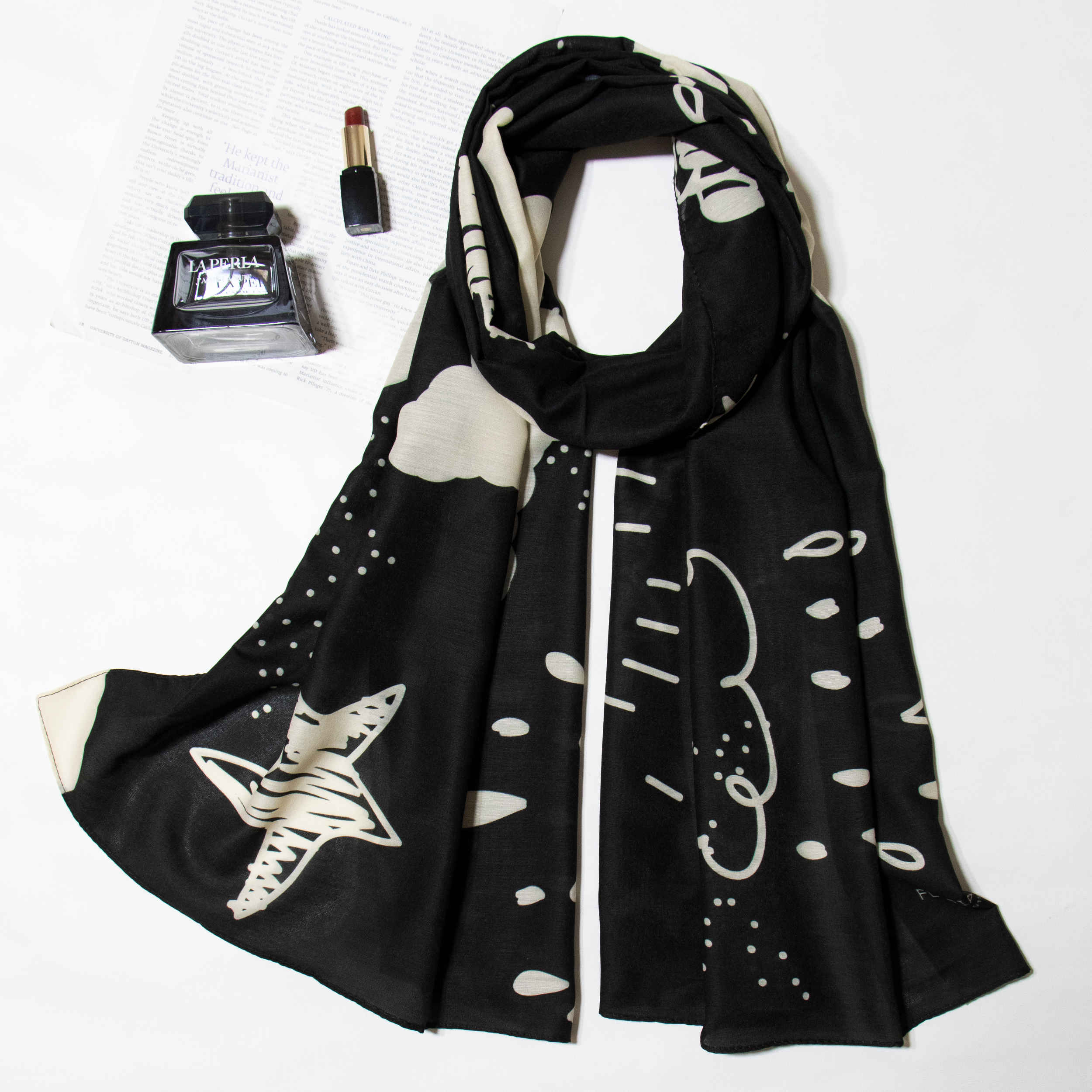 女士印花披肩 – 艺术感轻盈款