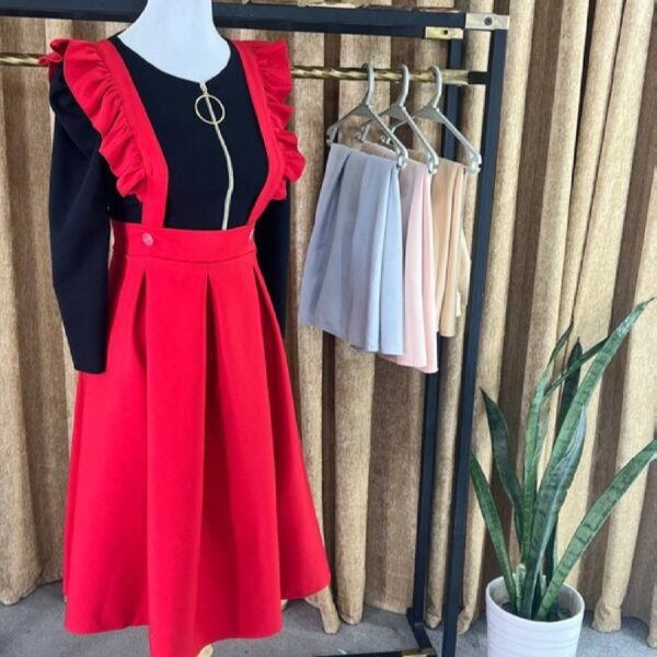 女士背带裙——红色克雷普 Maserati