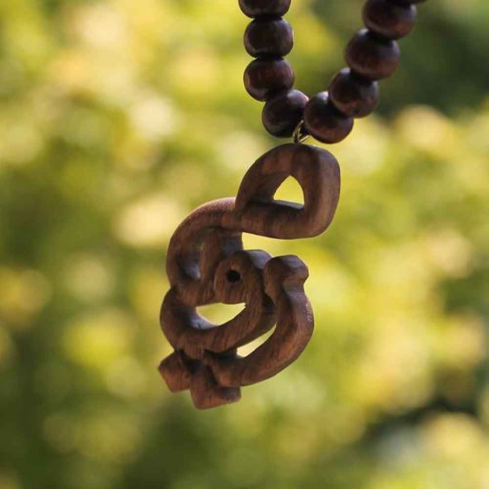 波斯语名字项链——手工雕刻木质吊坠 Roya款