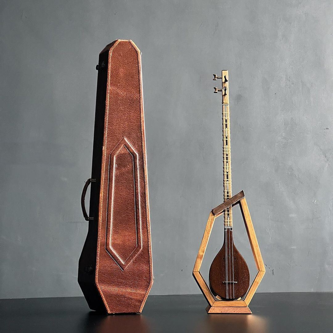 Main image of 波斯塞塔尔硬壳盒 豪华手工 云杉木与皮革