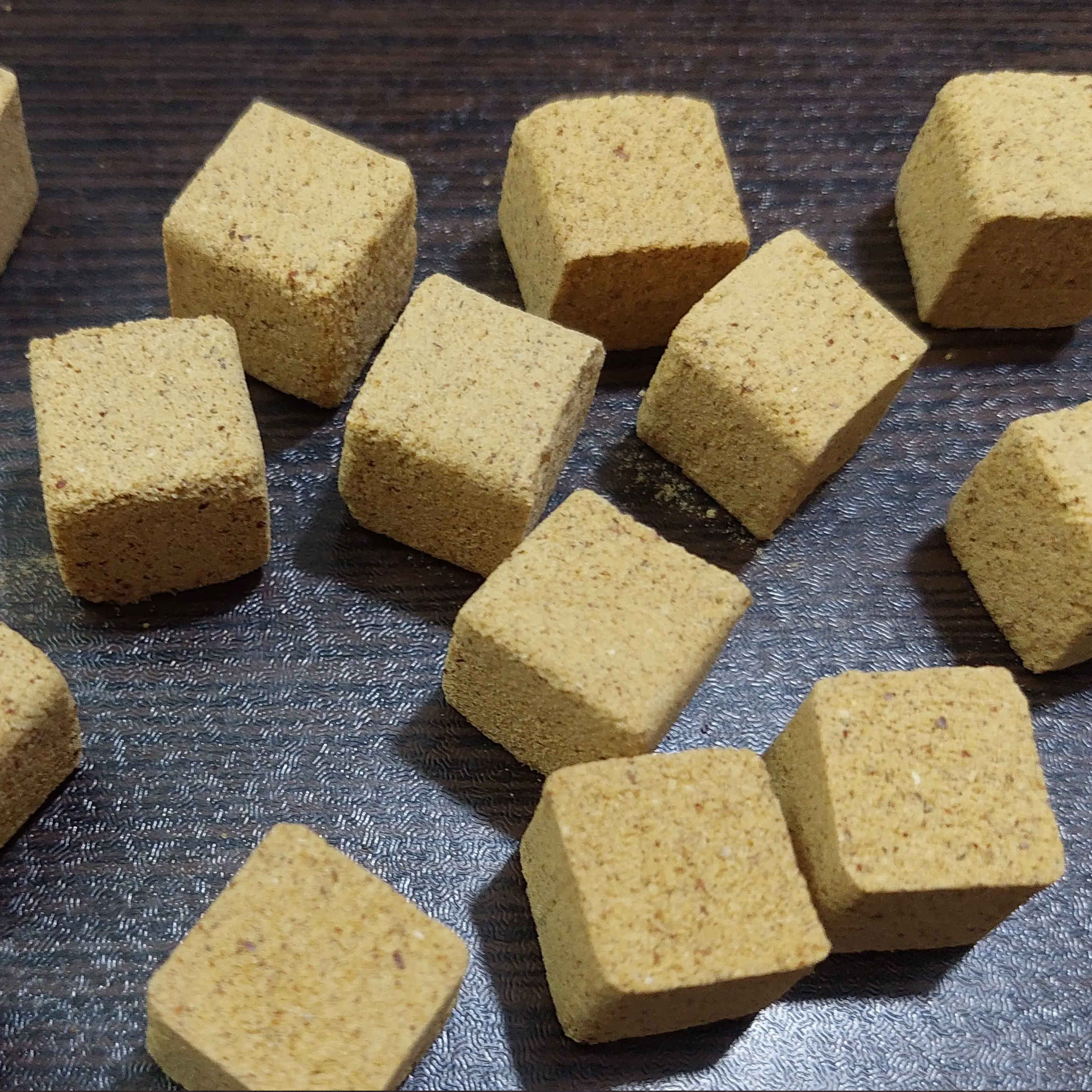 天然糖替代品 – 红枣枣椰方块，750克