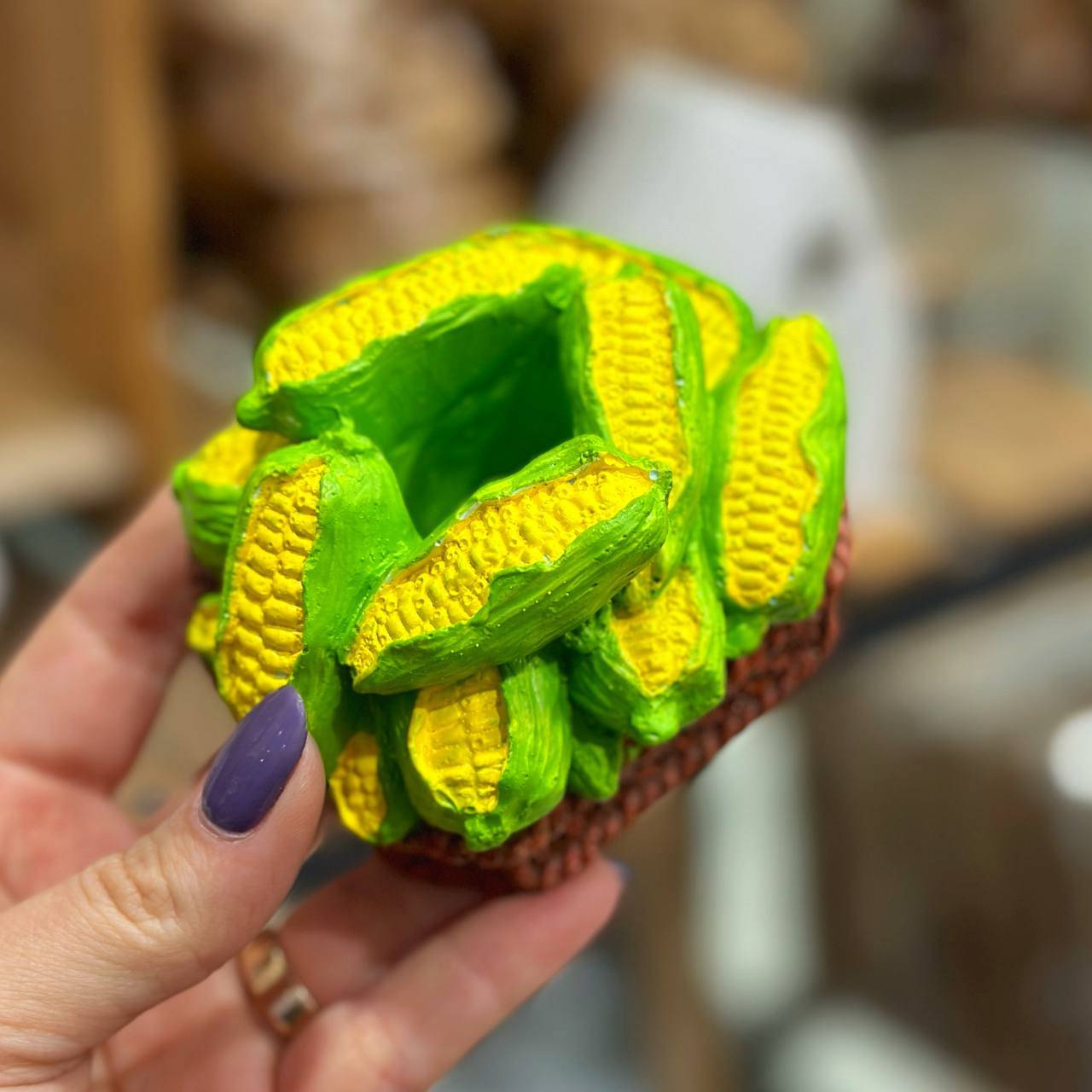 黄色玉米造型牙签盒，适合餐桌