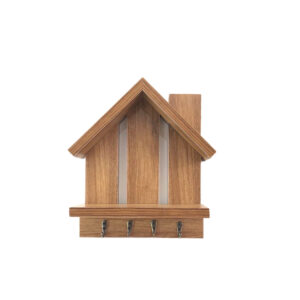 装饰性手工墙面钥匙挂架 – 带搁架与小屋设计