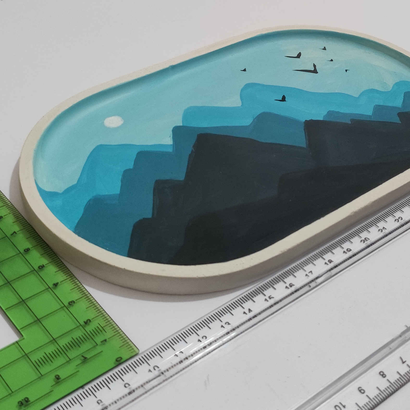 手工混凝土托盘 – 绘画山景设计