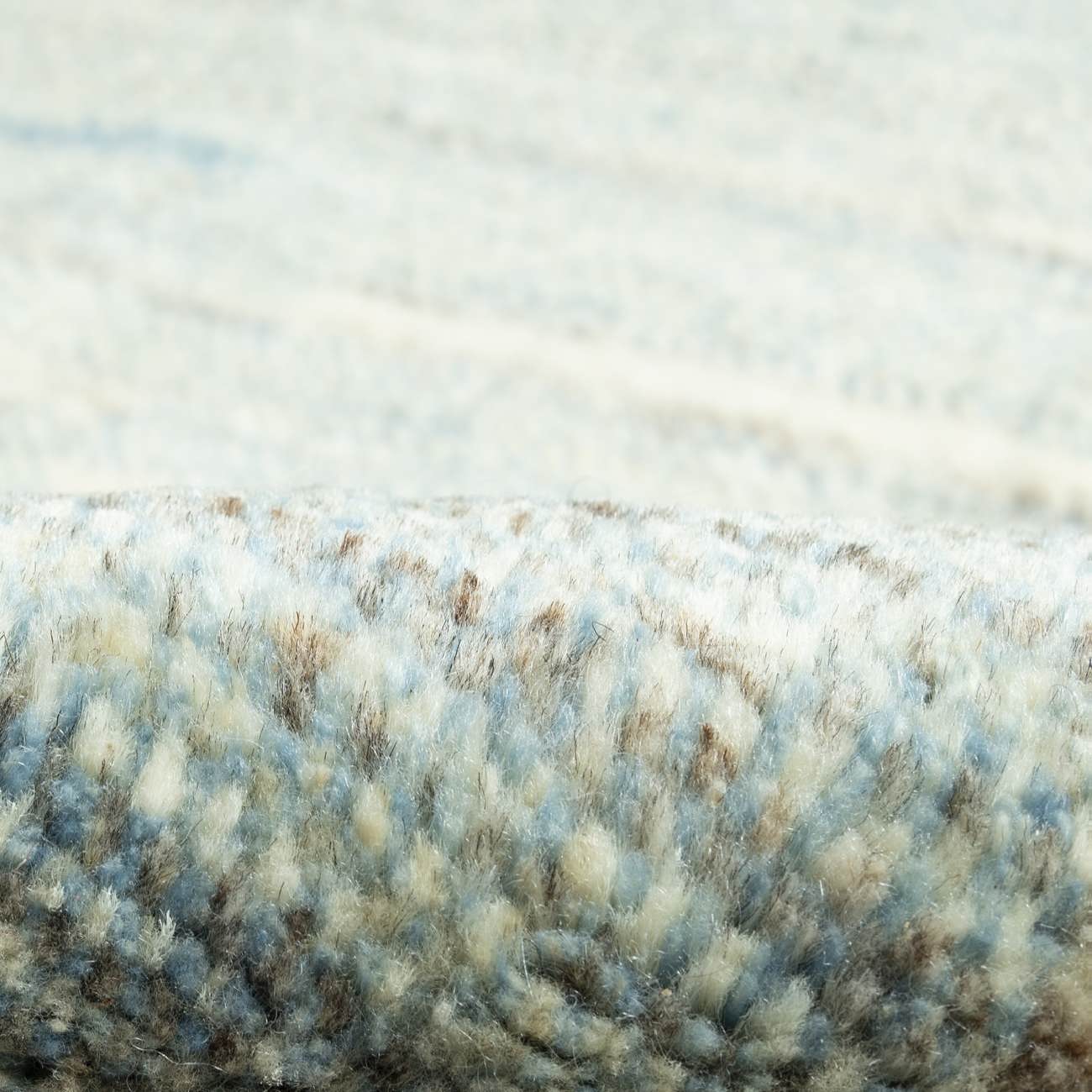 波斯加贝羊毛地毯 手工编织 有边框