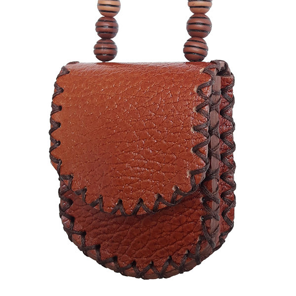 Main image of Taweez 颈挂袋——高品质真皮护身符