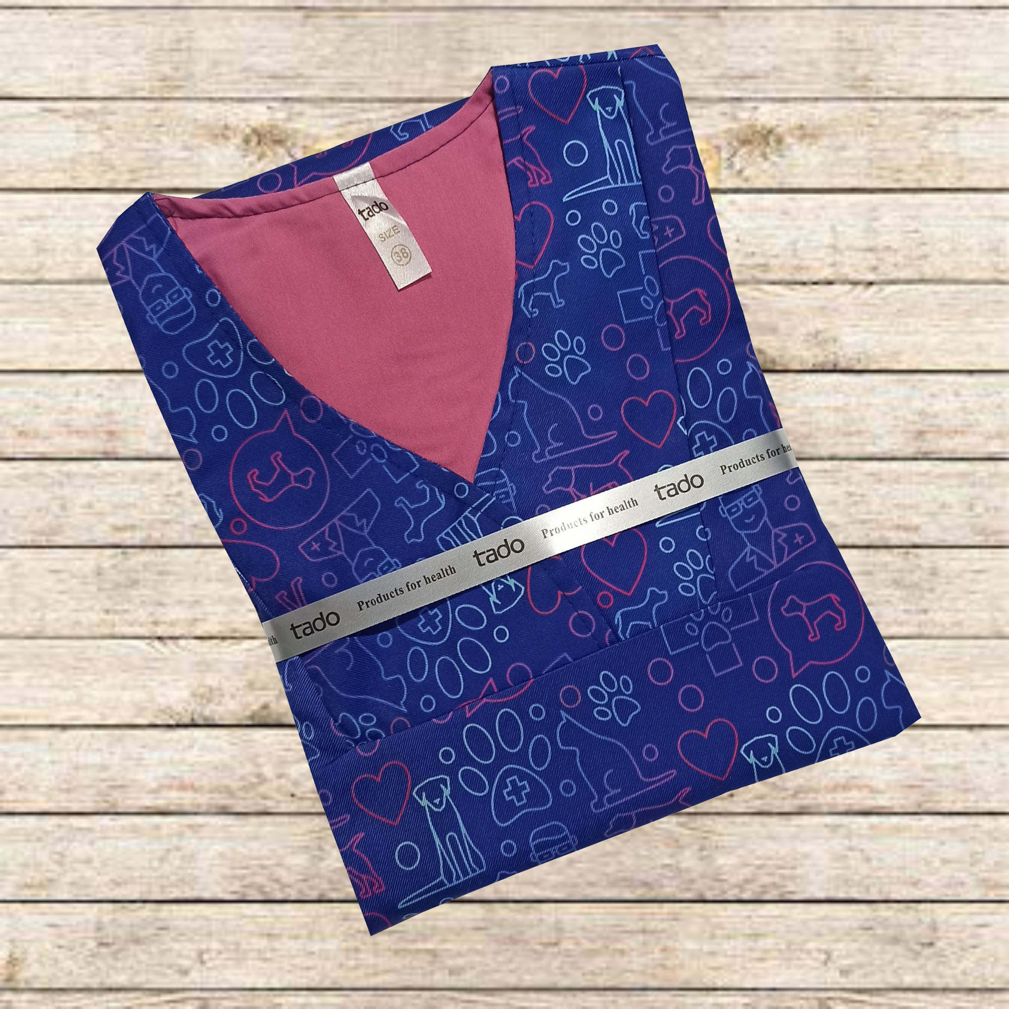 女士长袖兽医工作服套装——三口袋 · 实用与时尚