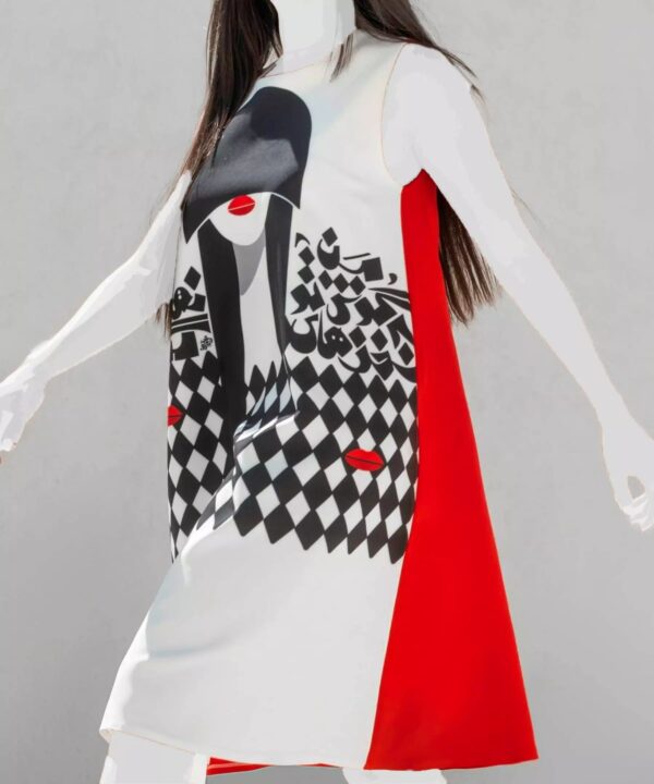 女款宽松连衣裙，书法图案，型号Nahan