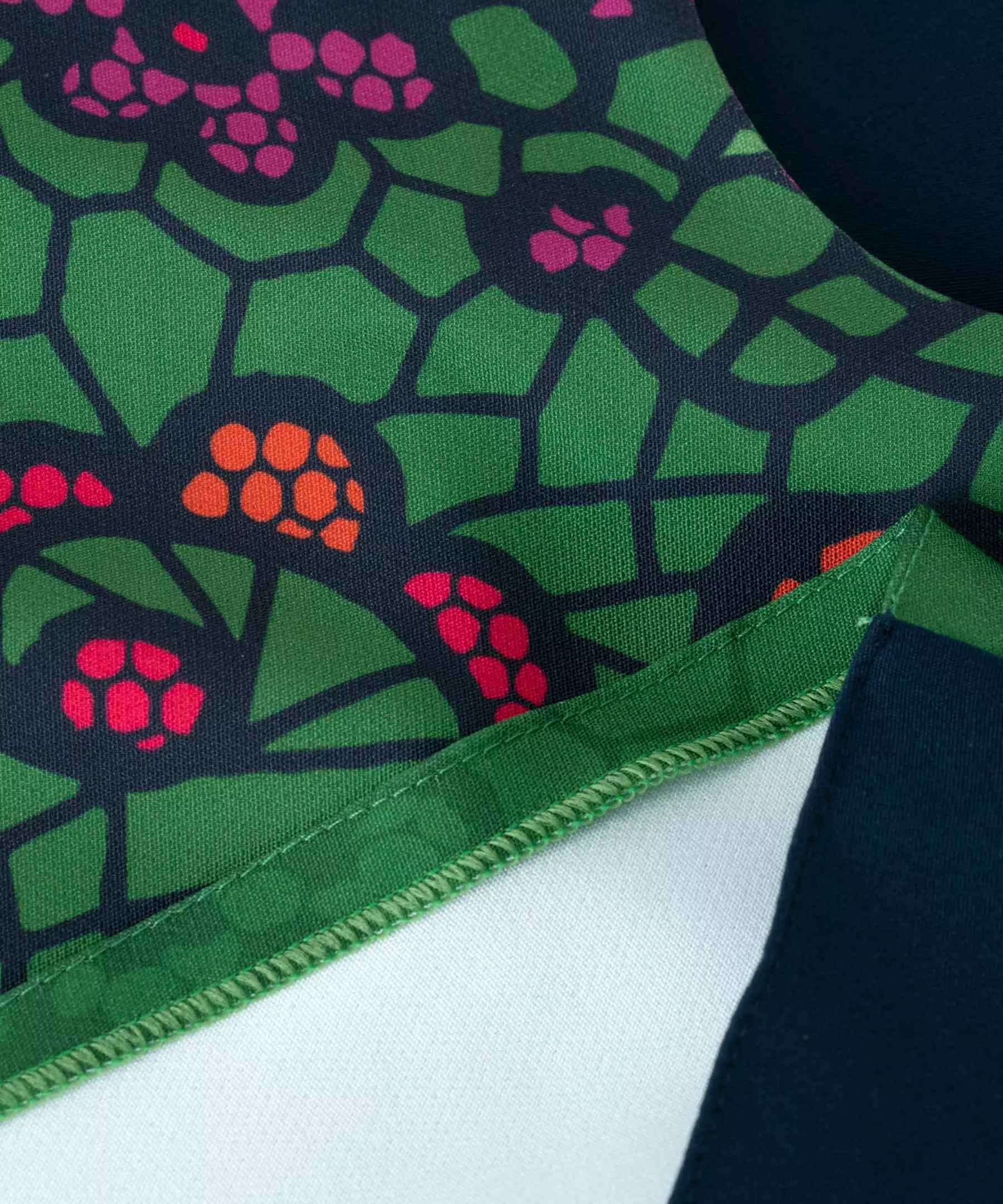 女款常规版连衣裙,花卉图案