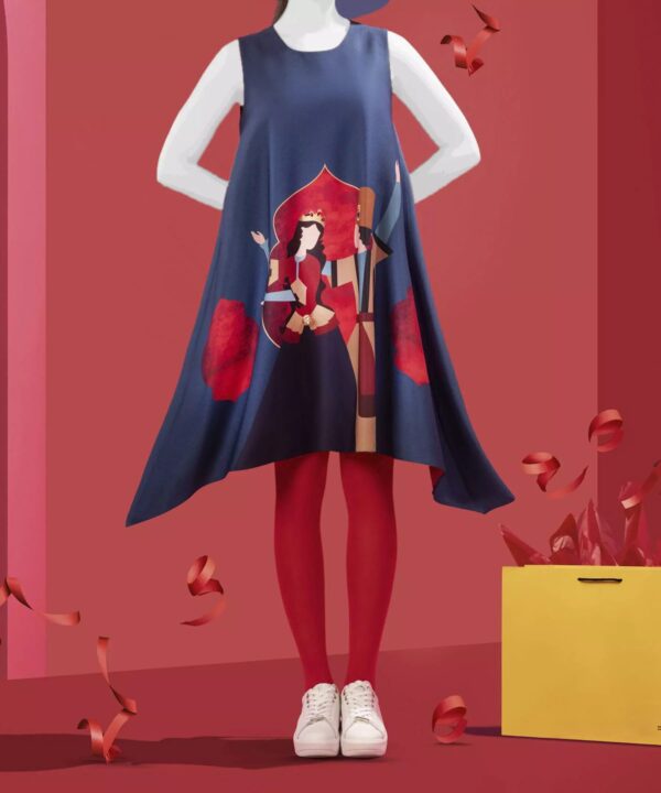 女款海军蓝宽松连衣裙，型号Snow White