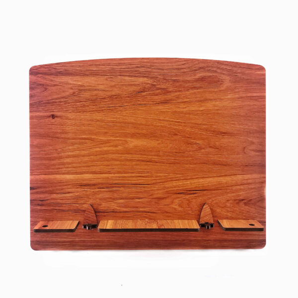 木质书架 – 适合阅读与笔记本电脑使用