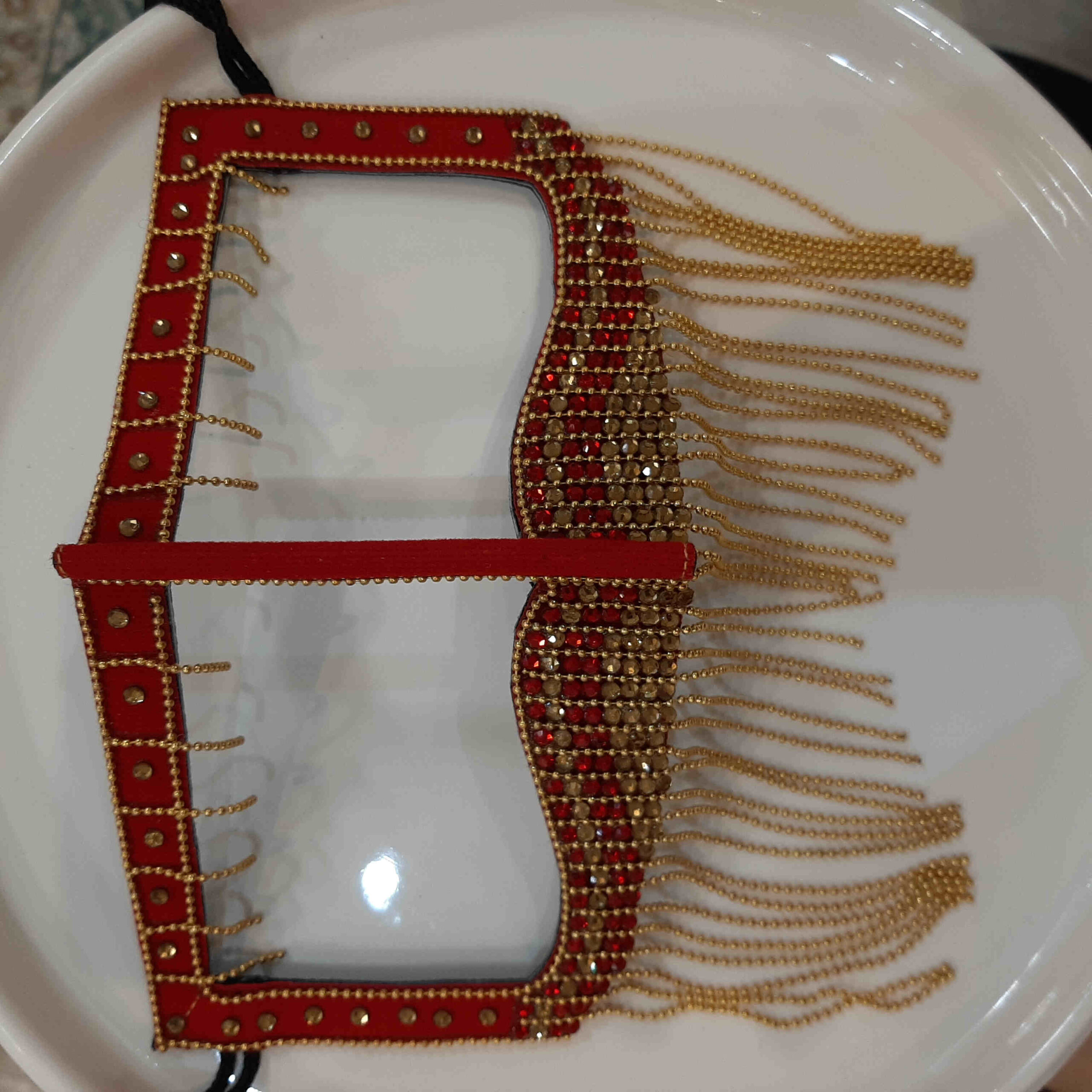 手工镶水钻 Battoulah 面具 – 波斯湾布尔卡