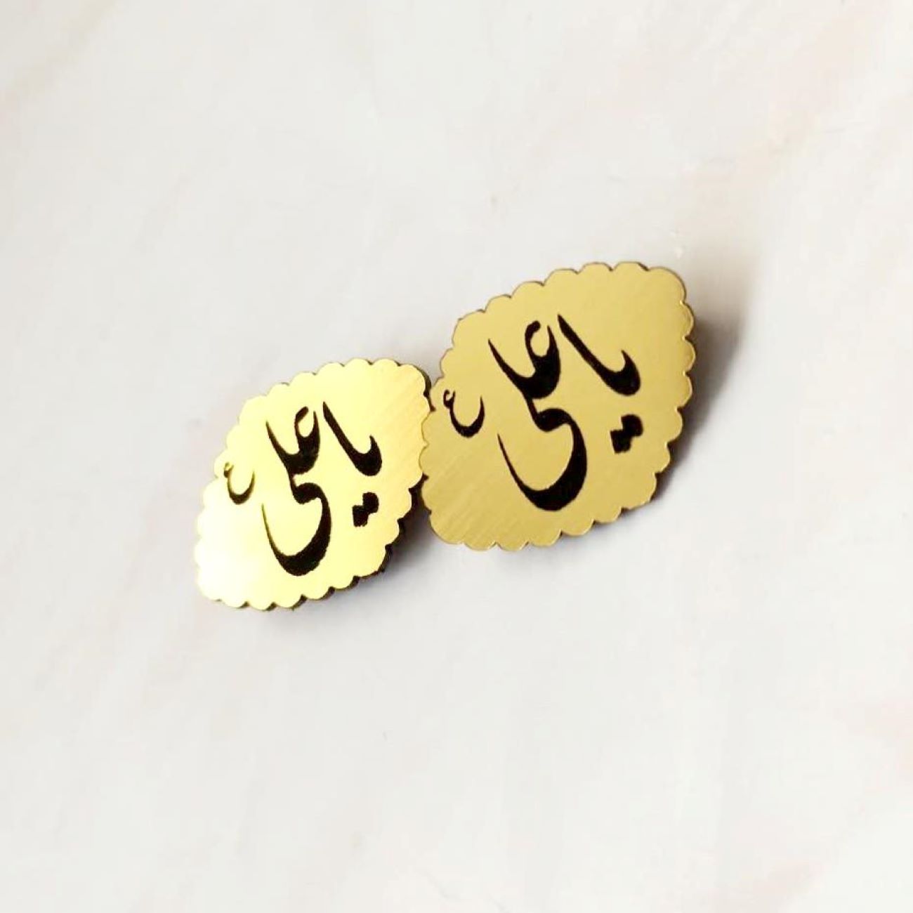 Main image of 伊斯兰金属胸针 —— 装饰“Ya Ali”字样