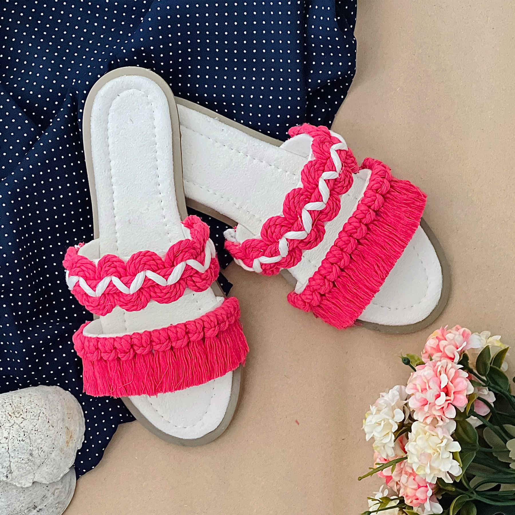 女款手工编织平底凉鞋 Delban款