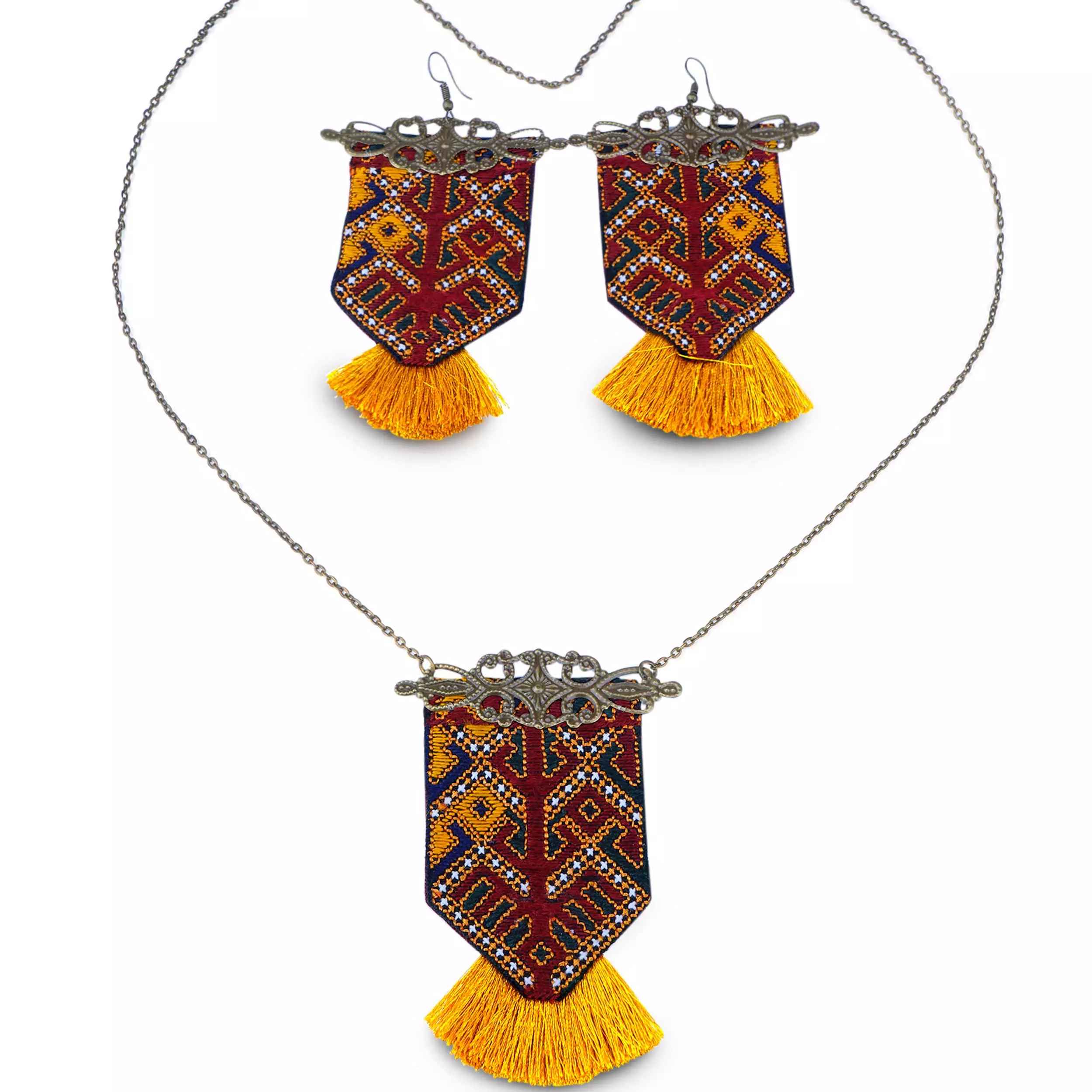 Main image of 波斯刺绣耳环和项链套装 巴洛奇款