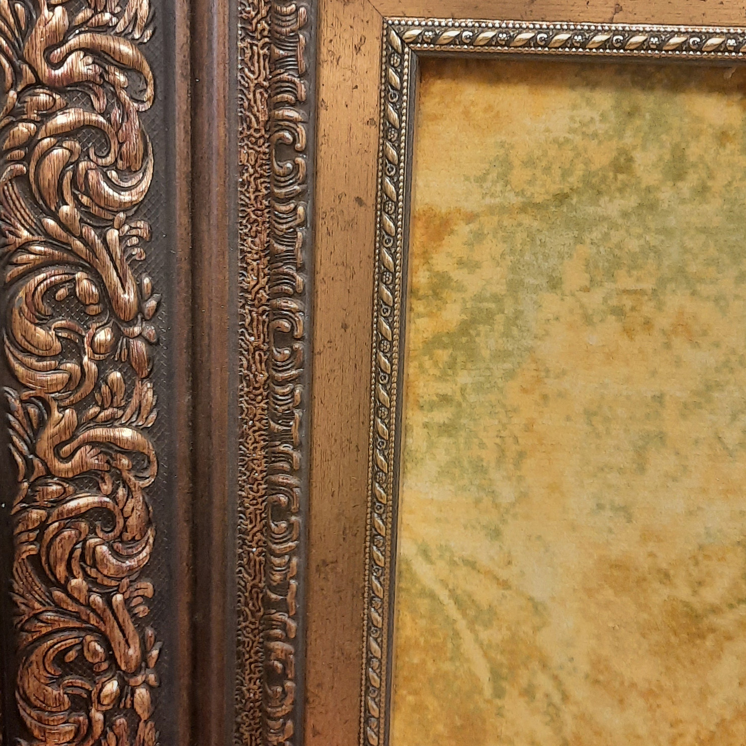 手工打结波斯丝绸地毯（大不里士） – 马图案