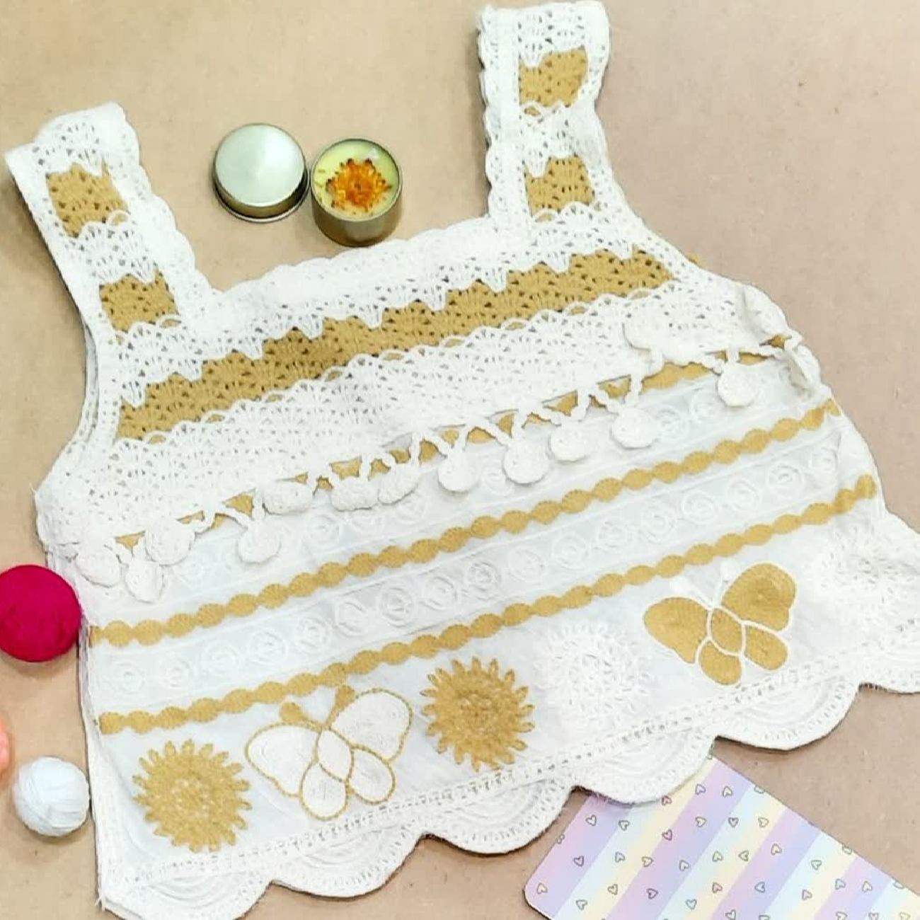 女款手工编织钩针短款上衣,蝴蝶款