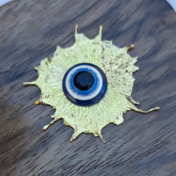 饰有“信士之王”字样的伊斯兰汽车后视镜挂饰