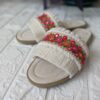Thumbnail 2: 手工编织波西米亚风格平底拖鞋，刺绣款