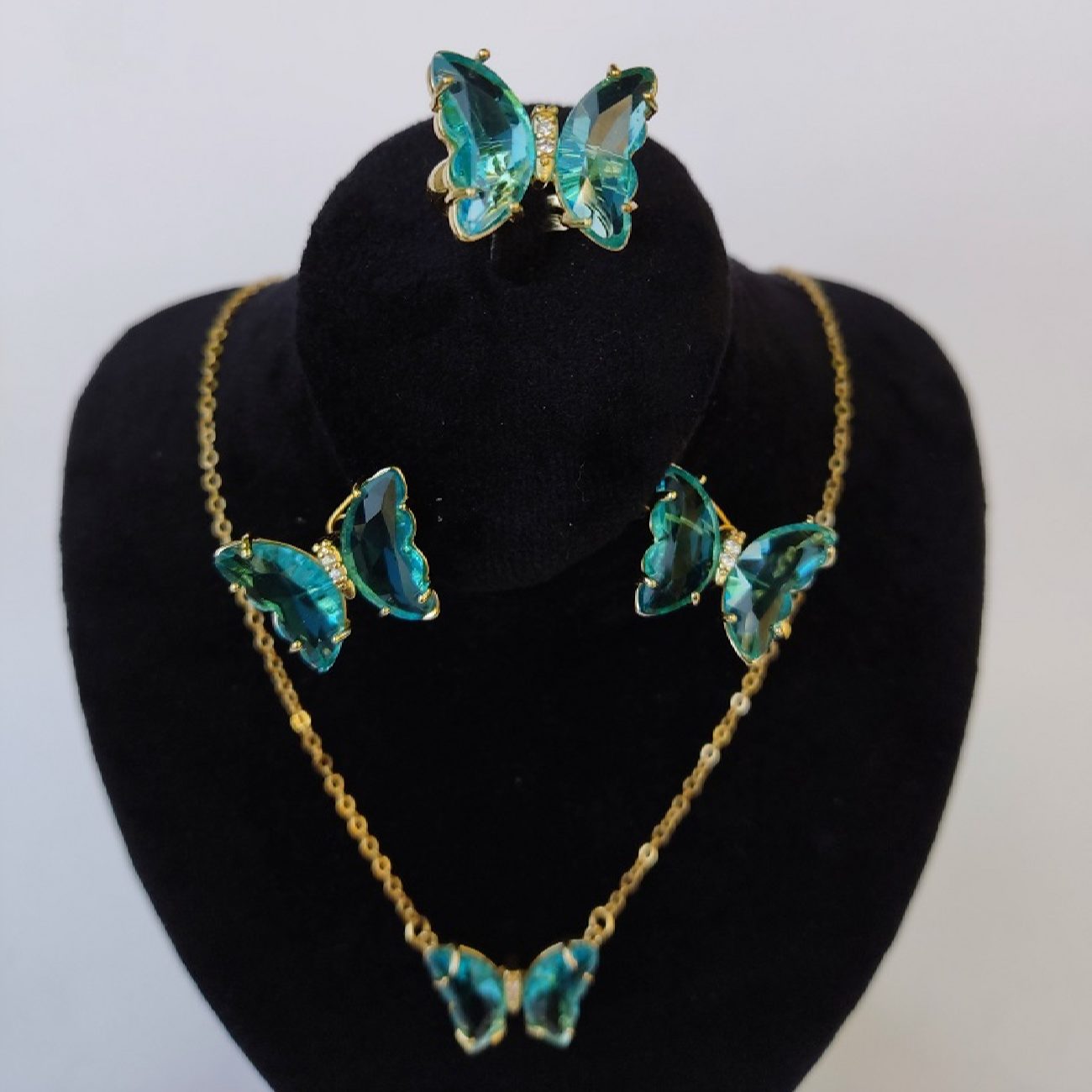 钢制珠宝套装,女士款,蝴蝶设计