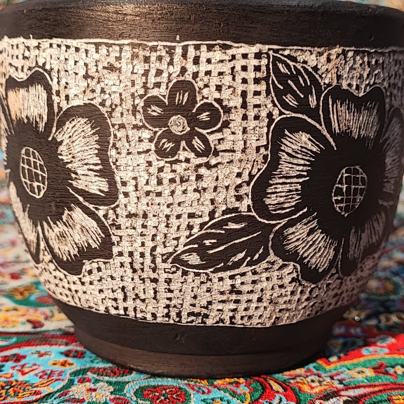 石质杵臼套装 – 花卉图案精美手工制作