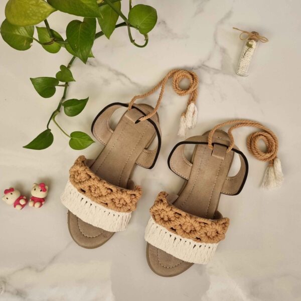 手工编织带带凉鞋，Sling Back款，DNA设计