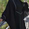 Thumbnail 3: 宽松款穆斯林女士阿巴亚——黑色绉纱面料