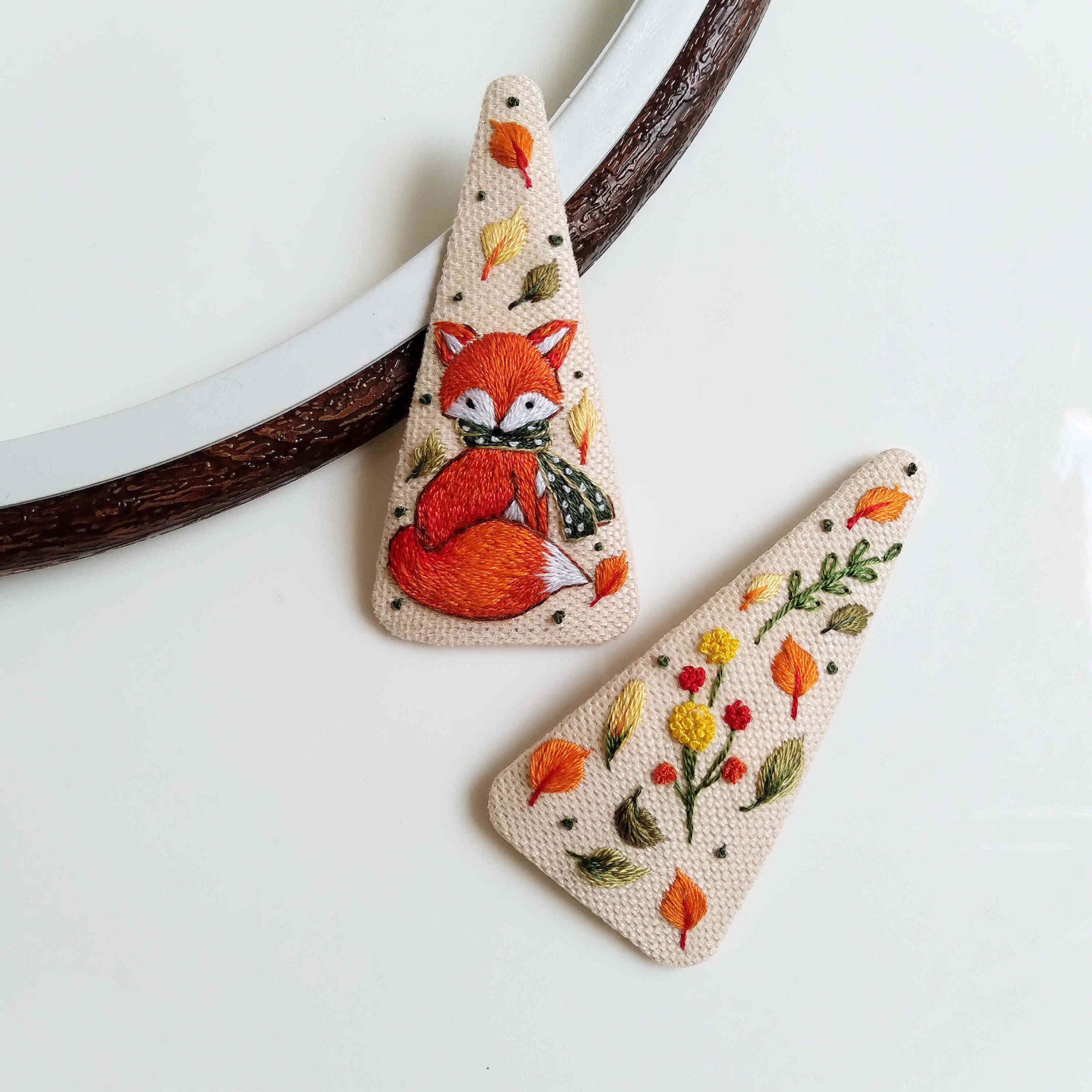 刺绣按扣发夹套装 – 狐狸设计,手工制作