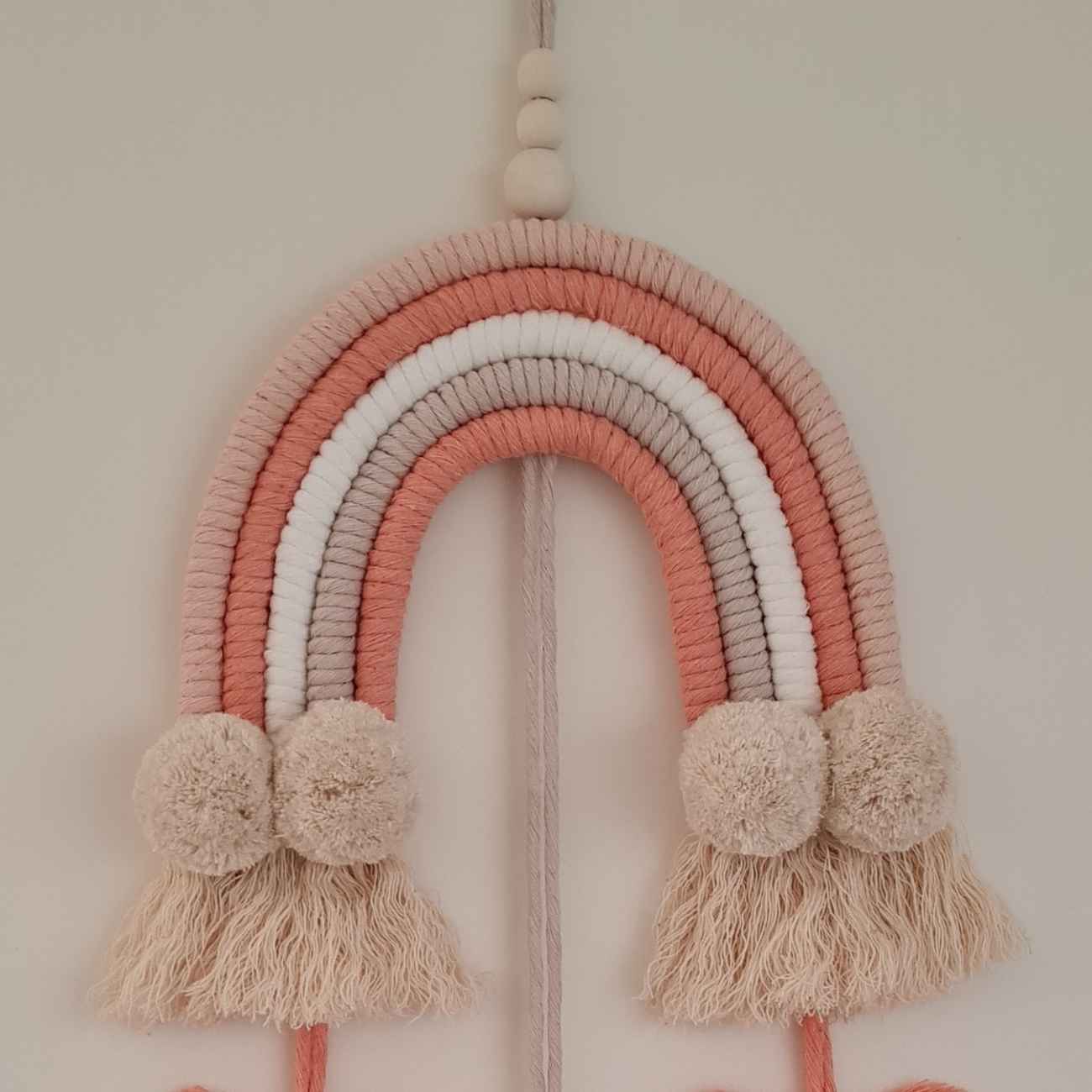 手工编织流苏挂毯艺术墙饰(彩虹图案)