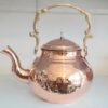 波斯铜茶壶 – 耐用炉顶，锤制带黄铜手柄