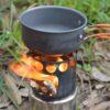 Thumbnail 9: 户外烹饪篝火 – 配餐具