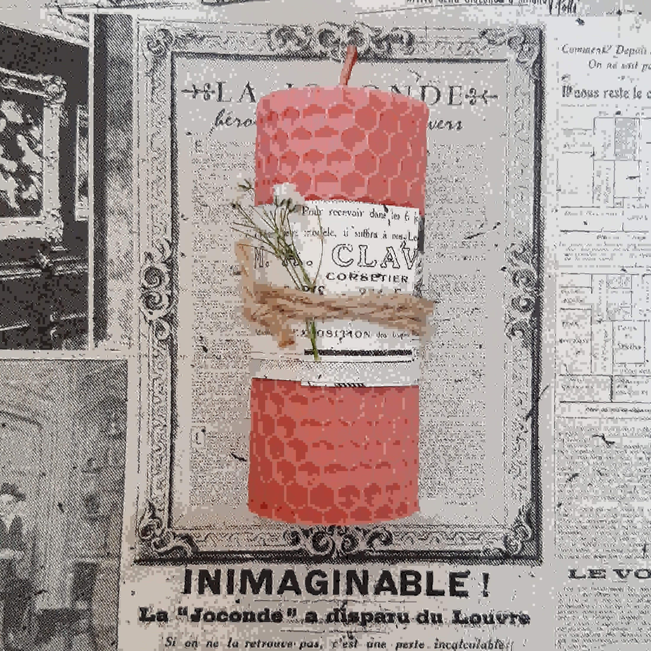 粉色手工天然蜂蜡柱形蜡烛